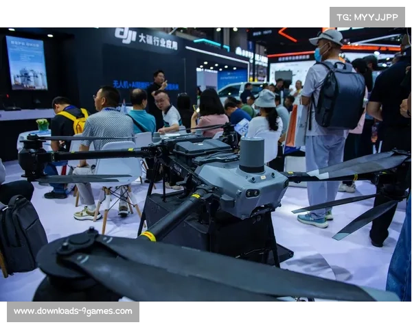 上海科技体育博览会设编程挑战区，青少年可操作AI迷你无人机